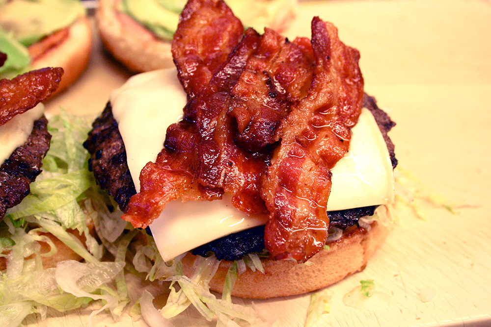 4 Burger Toppings that Completely Change your Meal 